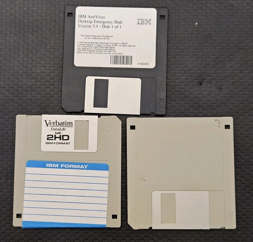 IBM AntiVirus v3.0, DOS, Windows 95/NT & OS/2 Guide/CD/Disk *AS-IS READ* - Image 2 of 4