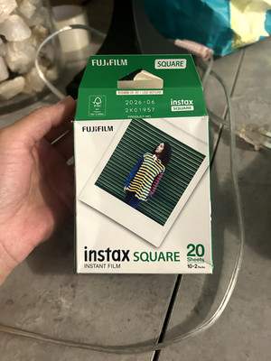 Fujifilm instax Square Instant Film (20 Exposures)