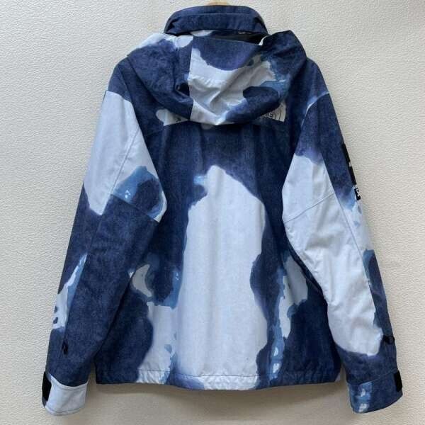 Supreme X THE NORTH FACE NP52100I 21AW Bleached Denim Supreme X THE NORTH FACE NP52100I 21AW Bleached Denim