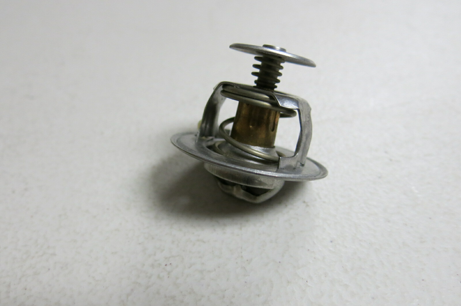 Thermostat JLM9634 fits Jaguar XJ6 XJS 19801987 eBay