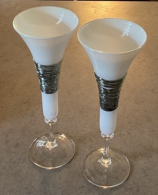 ROMEO : STUDIO ART GLASS  Champagne  FLUTES Cased Silver Wrap Minh Martin VA USA