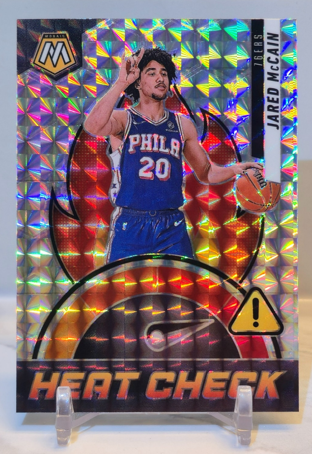 JARED MCCAIN ROOKIE 2024-25 Panini Mosaic SSP Heat Check #7 PRIZM RC 76ers