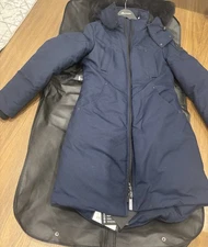New Moose Knuckles Women Yukon Parka Color Navy Blazer Size XS $1395