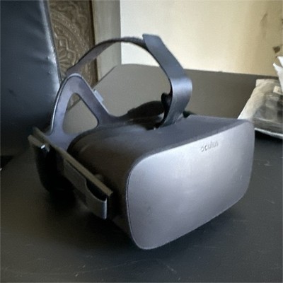Oculus Rift CV1 Virtual Reality Headset (HEADSET ONLY)