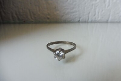 Schöner , alter Ring  ,  925 Silber mit geschliffenem Stein