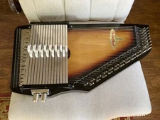 Electric ChromAharP Autoharp