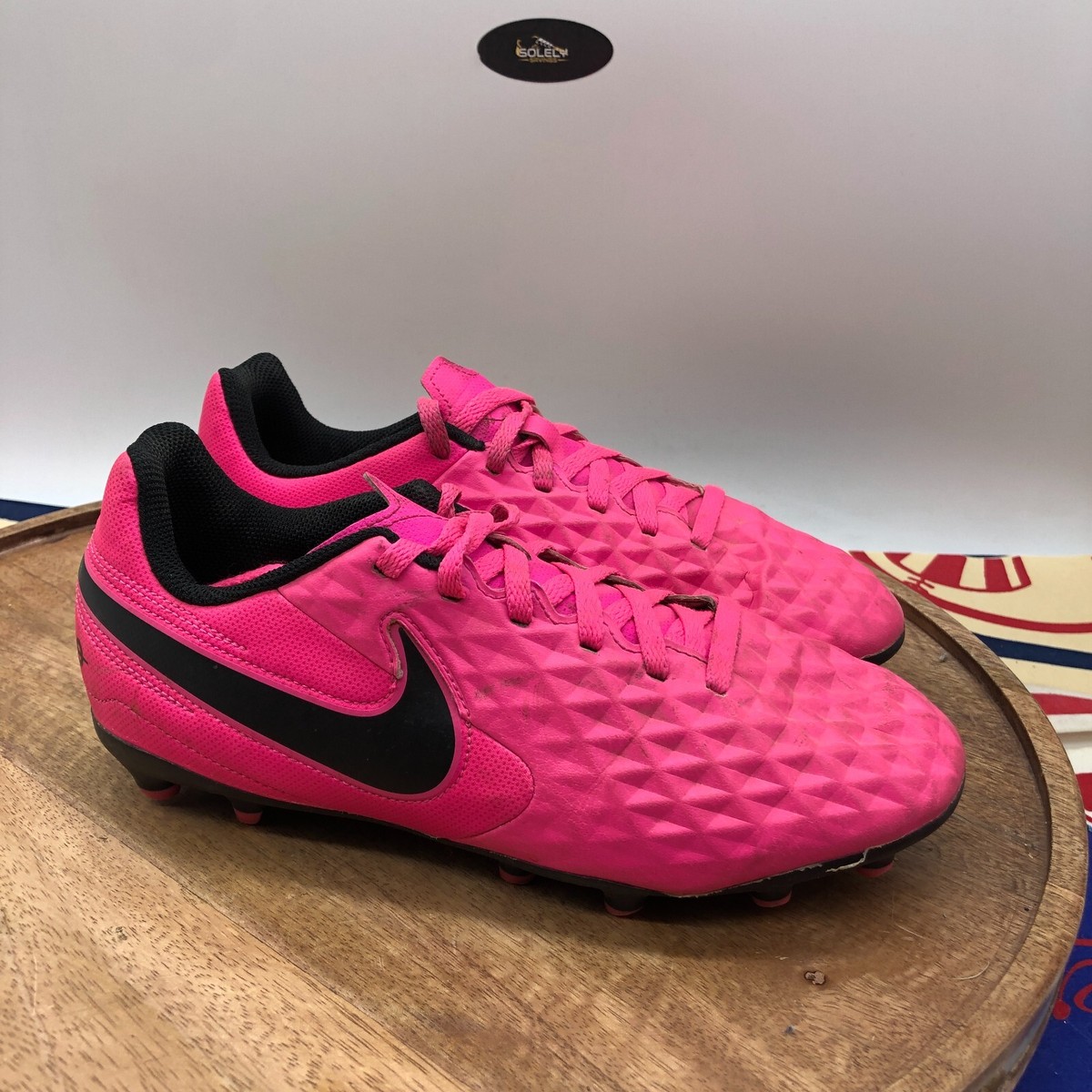 Nike Jr Tiempo Legend 8 Club MG Pink Soccer Cleats Boots Youth 4.5