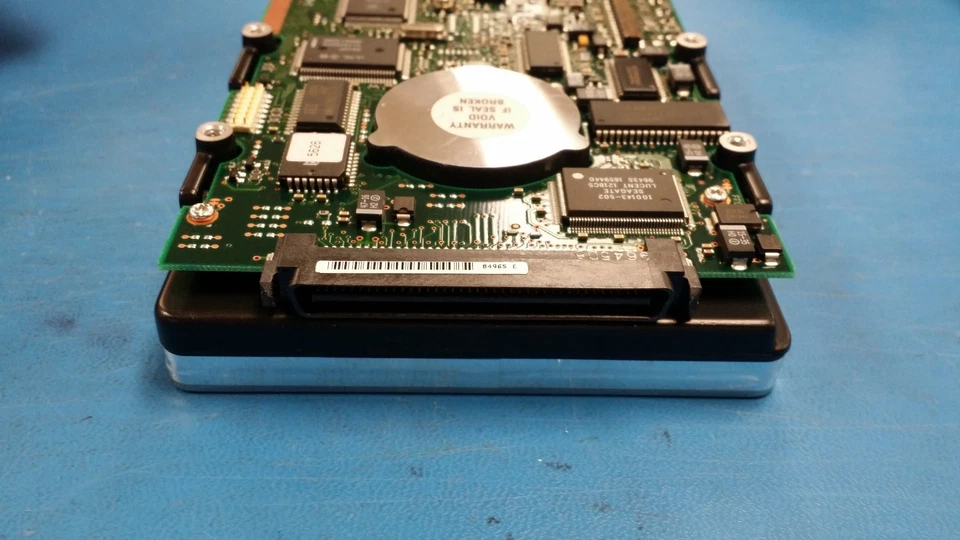 (1HD) ST31051WC Seagate Hawk 2XL(1.05GB)31/2"5400RPM Single Ended Fast Wide SCSI - Image 3 of 4