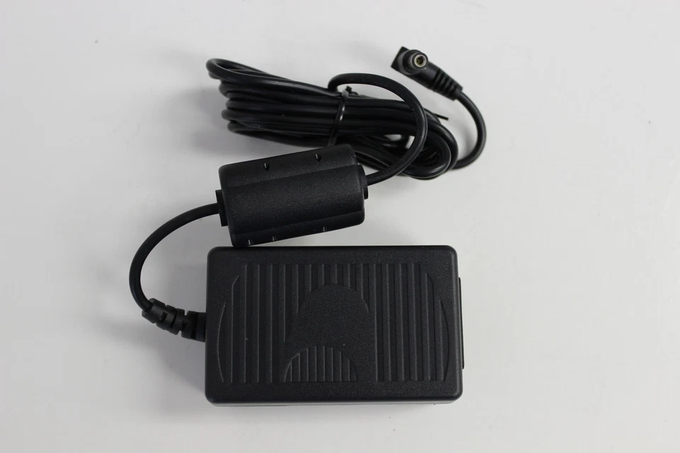 AVOCENT EQUINOX 990487-001 ESP-4 SERIAL HUB 4 PORT DB9M 520-730-501 NEW OPEN BOX - Image 4 of 4