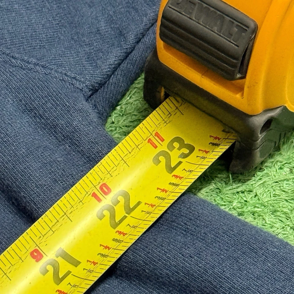 Vintage Y2K New York Yankees Majestic Crewneck Tamanho: Grande - Imagem 3 de 4