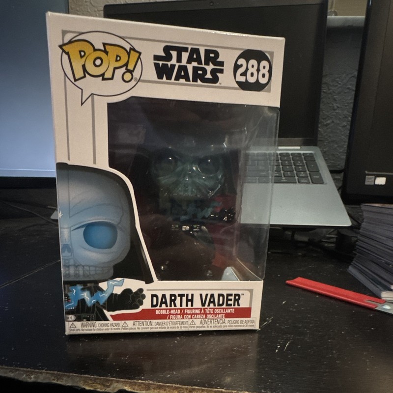 Funko Pop! Star Wars Darth Vader Vinyl Bobble-Head Figure #288