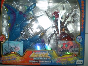 Transformers Beast wars Metals VS 46: Depthcharge vs Scavenger (NIB)!