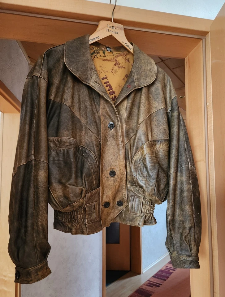 Maddox Leder Bomberjacke braun Gr. 42kurz mit Knöpfen - Bild 1 von 4