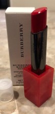 BURBERRY KISSES SHEER MOISTURISING LIPSTICK 305 Military Red W. Tester Box Cap