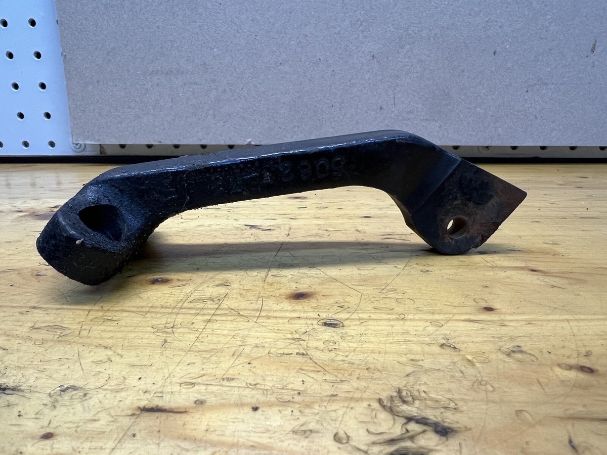 Harley Davidson FLHT FLT Shovelhead Right Floor Board Bracket