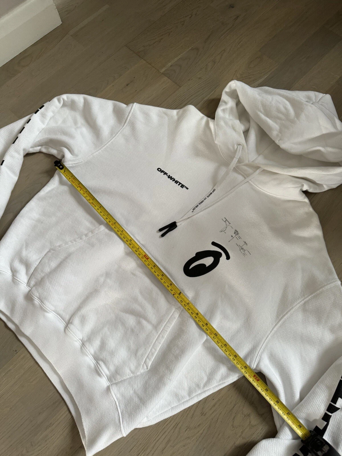 OFF WHITE Maglione con cappuccio da uomo bianco sporco taglia top in foto su nastro