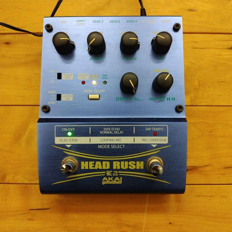 Pedal de efectos de eco y bucle Akai E2 Headrush delay/tape probado sin fuente de alimentación Foto 3 de 4