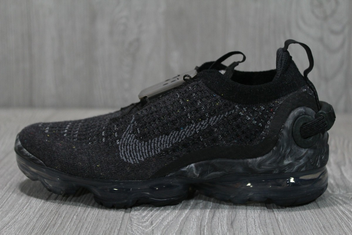 nike vapormax 2020 plus