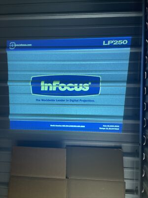 Infocus Model LP250 Video Projector Portable FREE SHIPPING Under 100 Bulb Hours