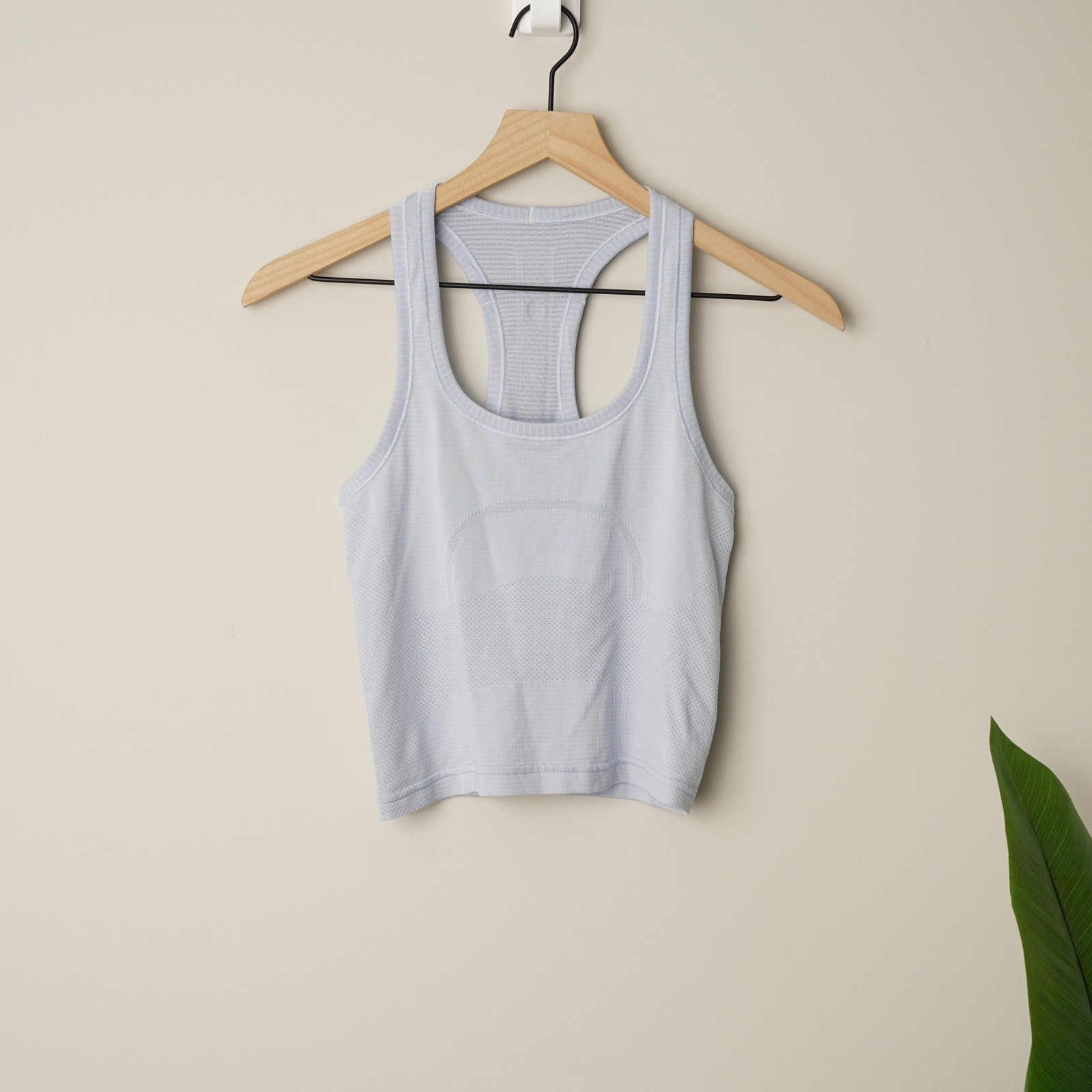 Lululemon Cropped Swiftly Tech Racerback Tank Top Light Blue Crop Sleeveless EUC
