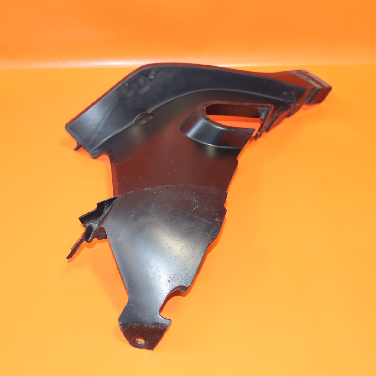 ROLLS ROYCE CULLINAN FRONT BUMPER BRACKET RIGHT 2019-2024 5111 7453086 OEM