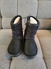 Girls/Kids Size 10 Easy On Boots by Jumping Beans Black Sweater Cuff Glitter