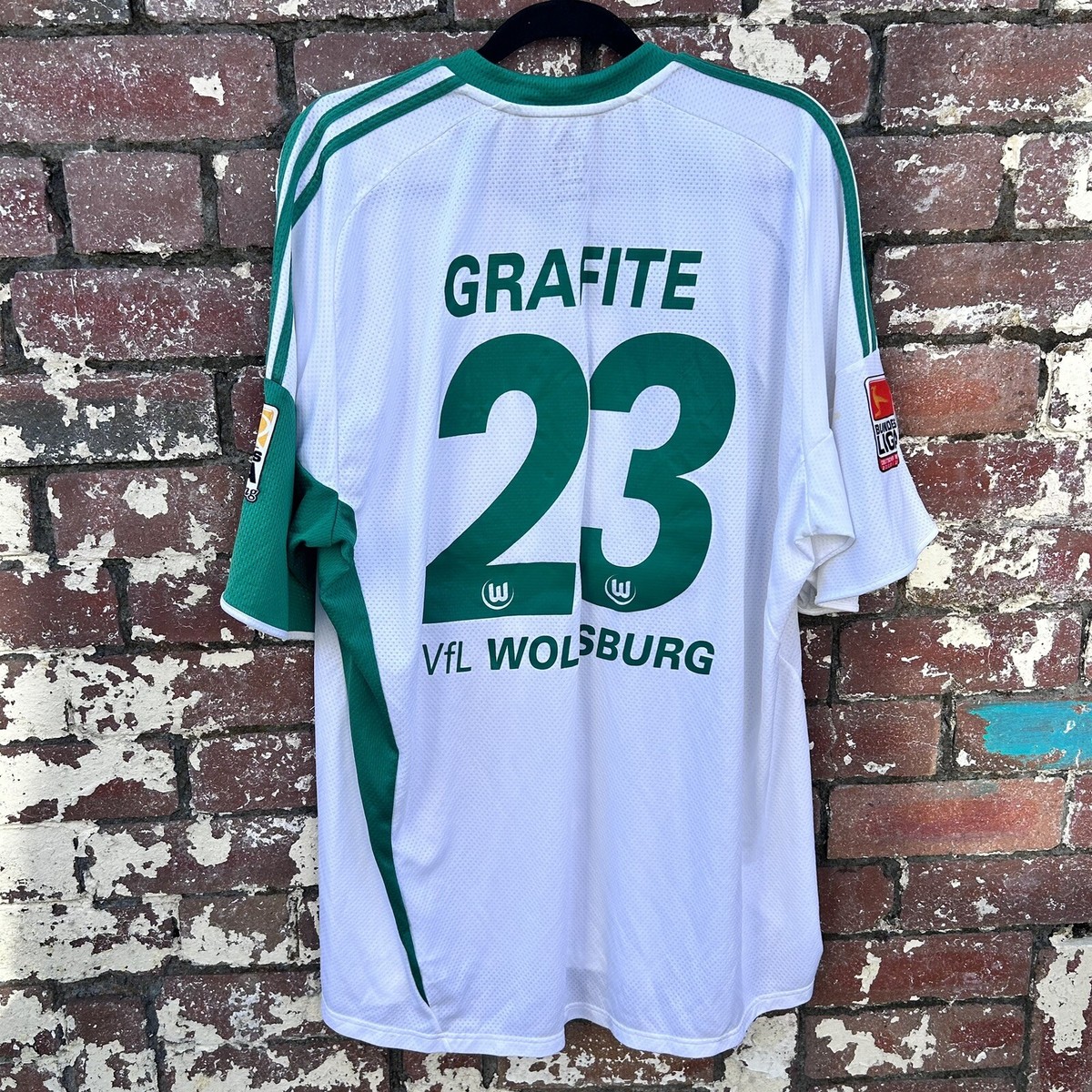 VFL Wolfsburg 2009-10 Home Football Shirt GRAFITE 23 Classic
