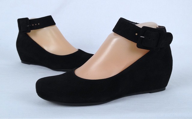 Pin on let's get some shoes