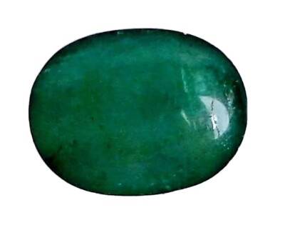 Esmeralda grande, de 8,08 cts, talla cabujón
