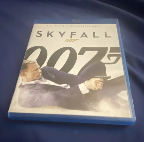 MGM Skyfall 007 Blu-ray + DVD - Daniel Craig PG-13 - No Digital Copy