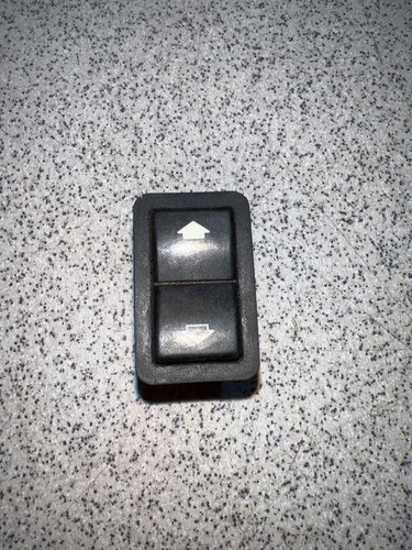 BMW 5 E39 Schalter für Fensterheber hinten links 8368932 2.50 Petrol 33762534