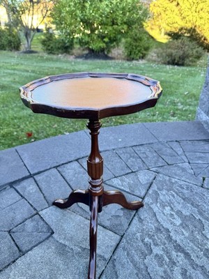 Pie Crust Leather Top Wood Side Table Vintage Bombay Company Plant