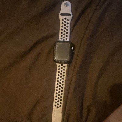 Apple Watch Series 4 Nike 40mm GPS 16GB Black Aluminum, White Silicone Band