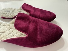 Birdies Women  s The Phoebe Wild Berry Velvet Slide Slipper Size 10