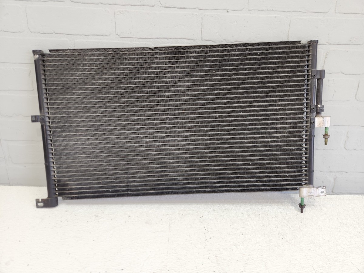 2002-2008 Jaguar X-Type A/C Air Conditioner Cooling Condenser Unit