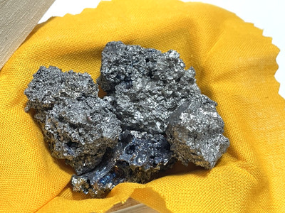 Tamahagane Steel 68.5g Traditional Japanese Tatara A1 Grade Forging Material