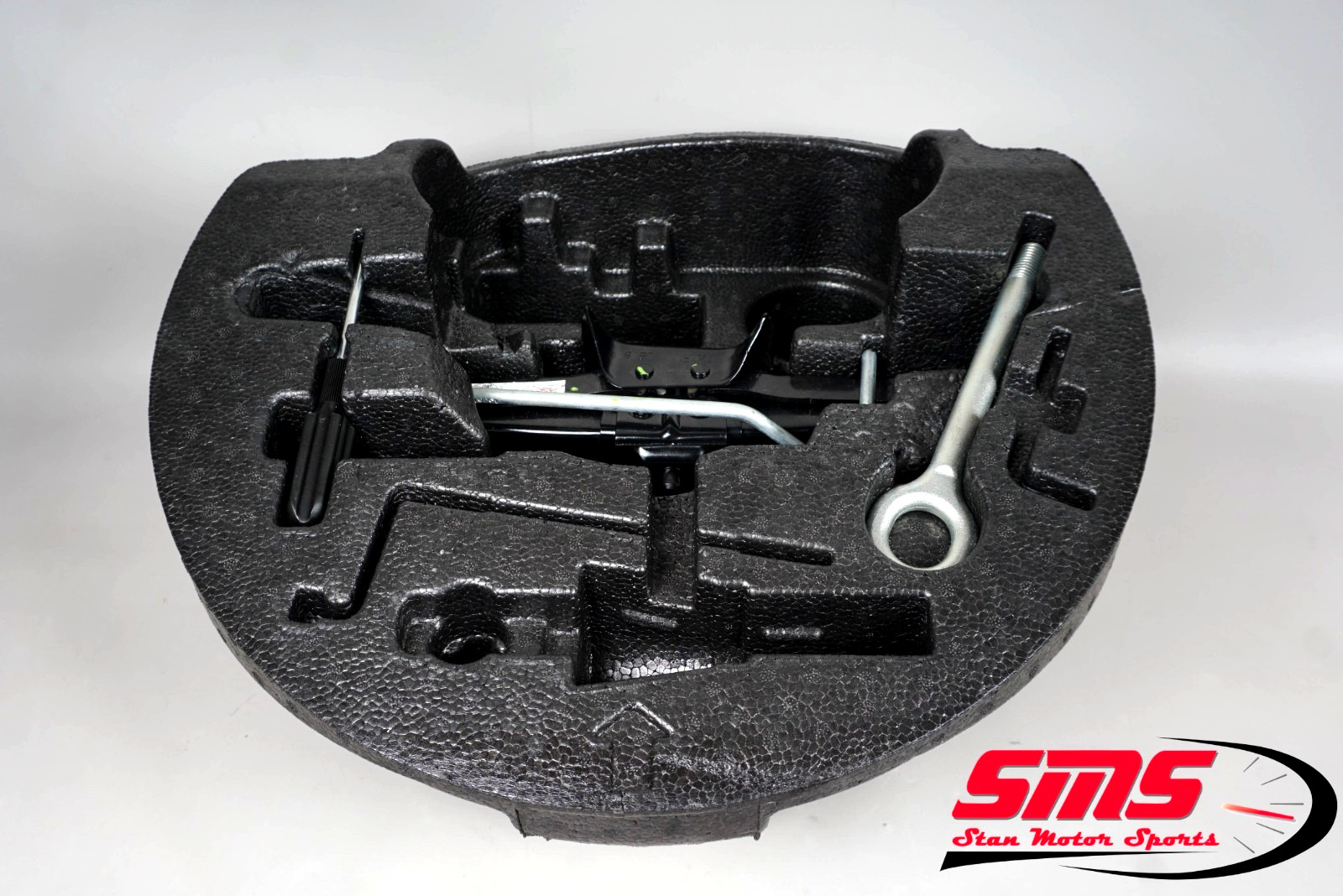 17-24 Maserati Quattroporte Ghibli M156 Spare Wheel Jack Tool Foam Set OEM