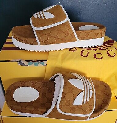 NEW GUCCI x ADIDAS T.ORIGINAL GG MONOGRAM SLIDE MESA GUCCI NEW GUCCI x ADIDAS T.ORIGINAL GG MONOGRAM SLIDE MESA GUCCI