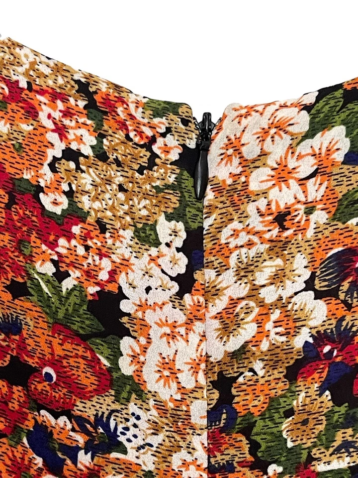 Vestido recto para mujer Lucca Couture floral oscuro en capas talla pequeña Foto 3 de 4