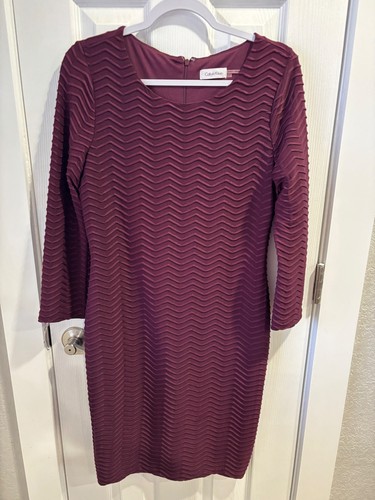 Calvin Klein Dress, Burgundy color, Size 10. Very flattering, great condition