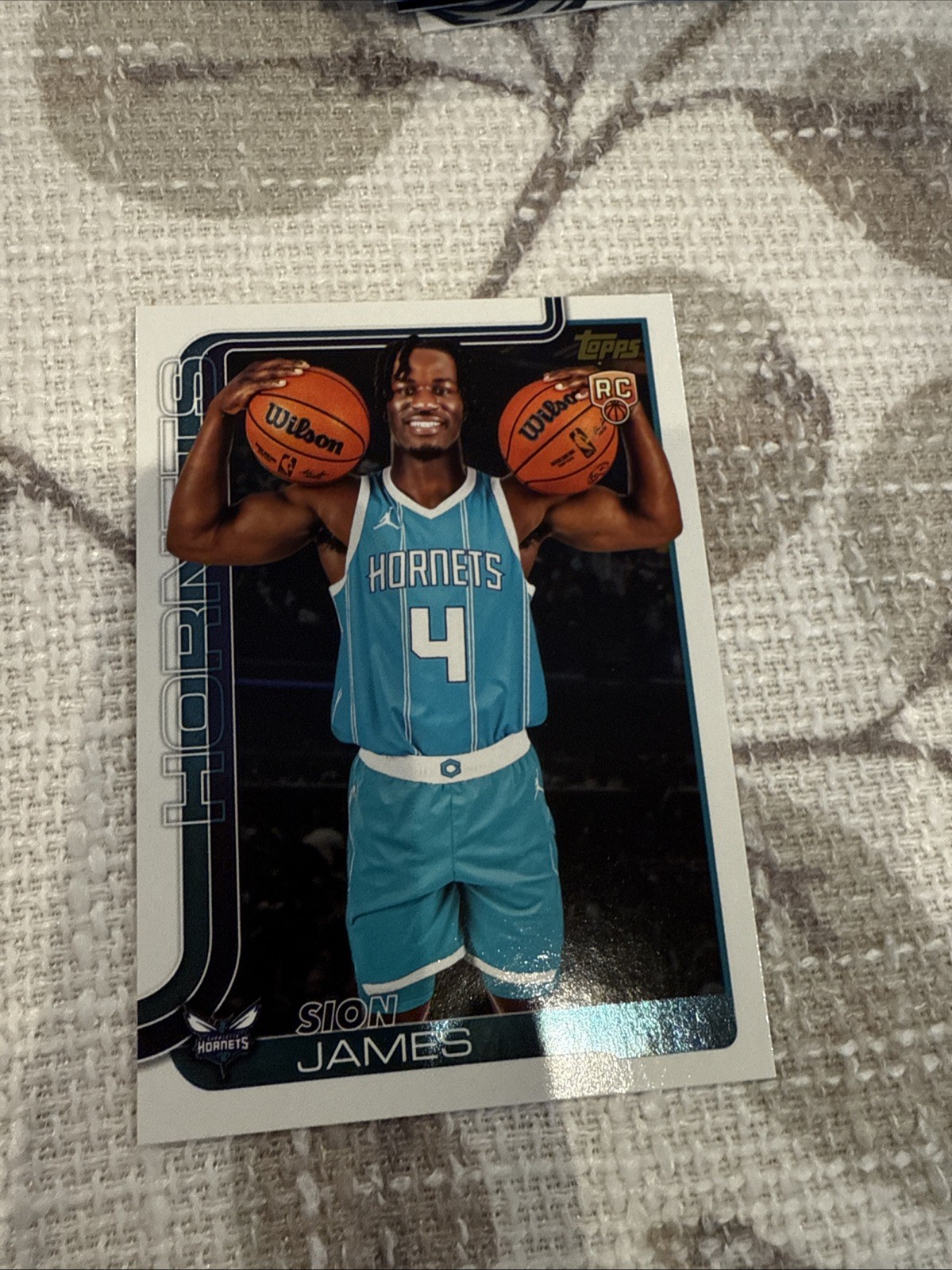 2025-26 Topps Sion James Golden Mirror Image Variation SSP RC #233 Hornets