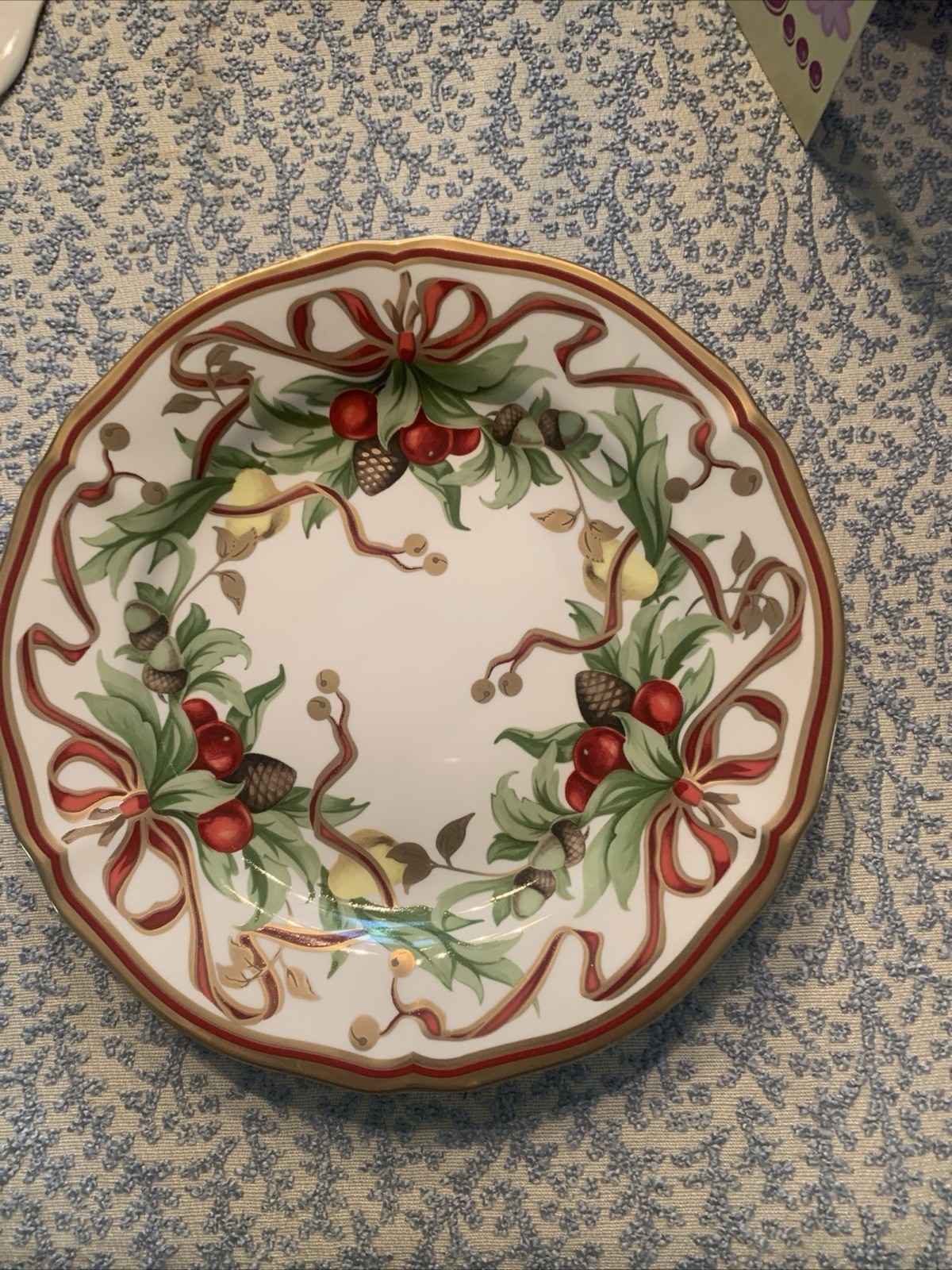 Tiffany Garland (White Background, ) Dinner Plate(s) 10 1/4, 