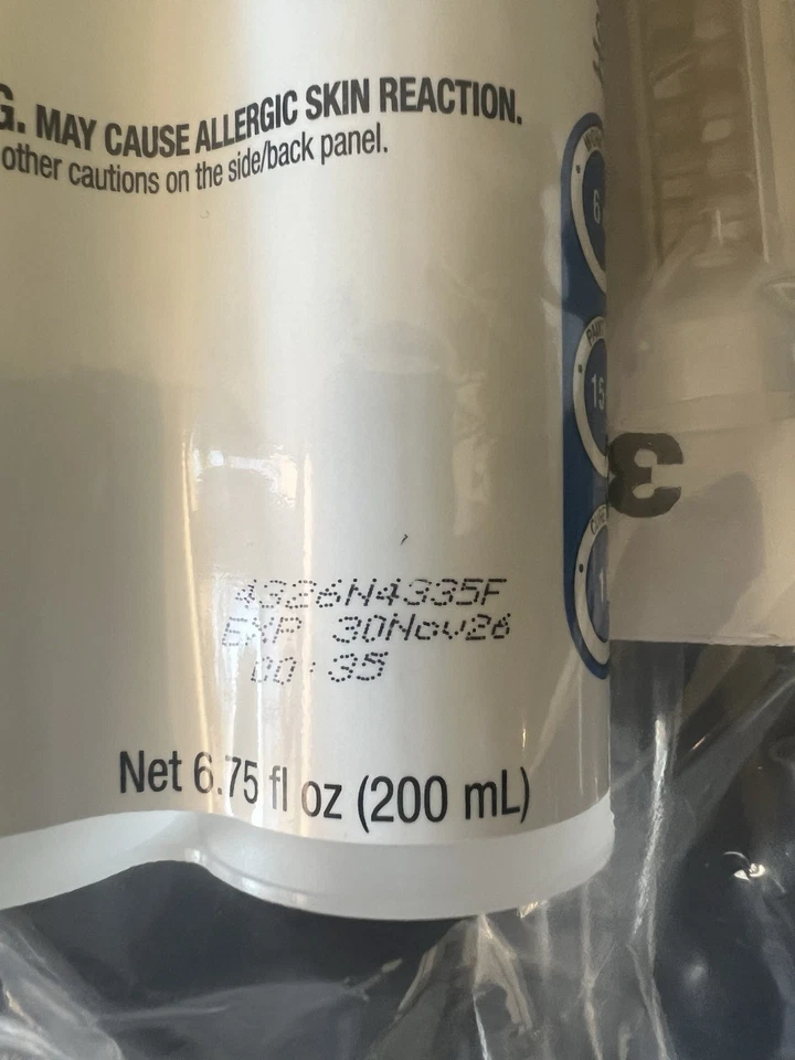 Sellador de costuras automotrices de cuerpo pesado 3M 08308, pasta, negro, cartucho de 200 ml nuevo Foto 2 de 2