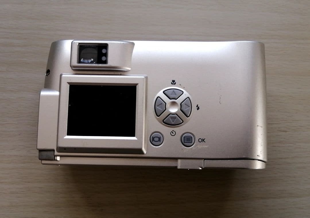 OLYMPUS CAMEDIA C-2 Zoom Digital Camera Tested and Fully