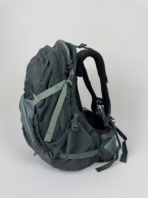 Osprey Manta AG 36 Hiking Backpack with Rain Cover   Excellent Condition