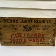 Vtg CUTTY SARK SCOTCH WHISKY Wood Crate Berry's Bros & Rudd Scotland 17x12x9