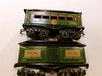 American Flyer Prewar O Gauge Passenger Car Set 1205/1206 Green - Image 1 of 3