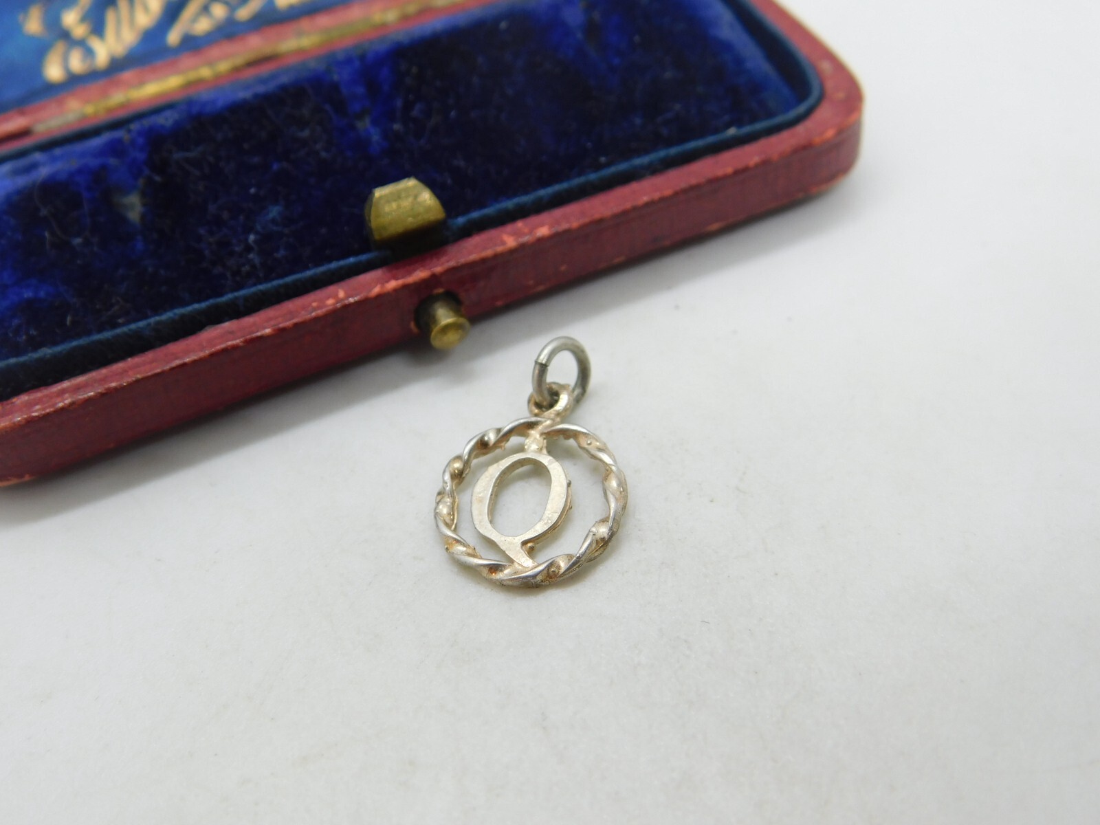Sterling Silver Q Initial Charm Pendant Vintage c… - image 2