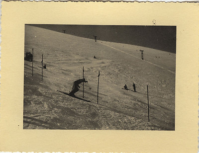 ALTES FOTO - VINTAGE SNAPSHOT - SPORT SKI SLALOM ABFAHRT GESCHWINDIGKEIT - SKIING