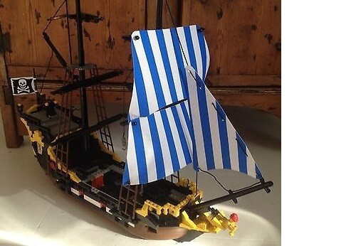 NEW BLUE WHITE *SAILS* COMPATIBLE WITH LEGO PIRATE SHIP CARIBBEAN